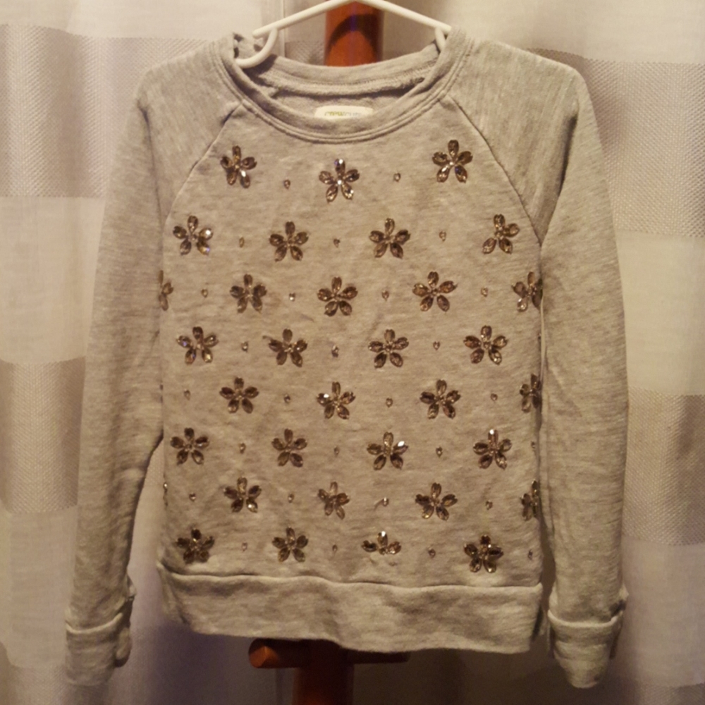 Gray sweater